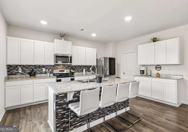 Photo 4 of Single family home for sale at 266 Creekview Way, Dallas, GA 30132 | MLS# 10756655 | Listing updated on 2026-08-03