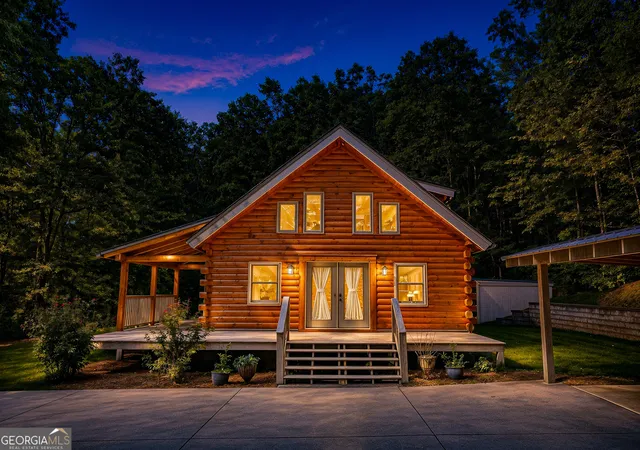 Photo 2 of Sale Pending at 4947 Weaver Rd, Gainesville, GA 30507 | MLS# 10598297 | Listing updated on 2026-09-14