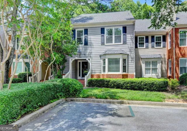 Photo 1 of Condo for sale at 1006 Camden Ct, Atlanta, GA 30327 | MLS# 10802721 | Listing updated on 2026-09-06