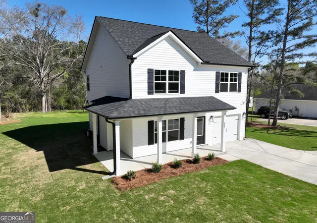 Photo 4 of Single family home for sale at 220 Welsh Trl #3, Macon, GA 31216 | MLS# 10716764 | Listing updated on 2026-06-09