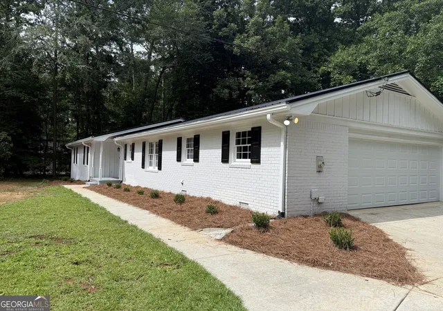 Photo 2 of Single family home for sale at 1912 Wildwood Ct Sw, Conyers, GA 30094 | MLS# 10810932 | Listing updated on 2026-08-19