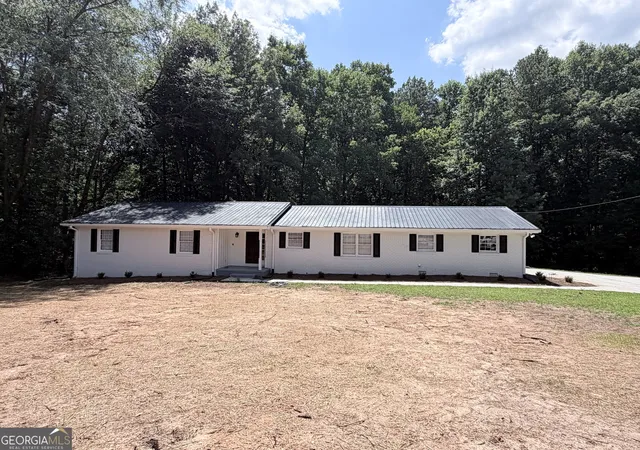 Photo 3 of Single family home for sale at 1912 Wildwood Ct Sw, Conyers, GA 30094 | MLS# 10810932 | Listing updated on 2026-08-19