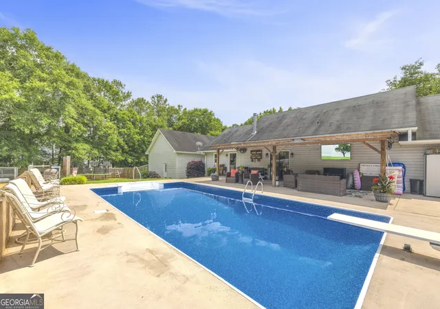 2nd image of 1258 Old Beacon Light Rd, Hartwell, GA 30643 | MLS# 10792944
