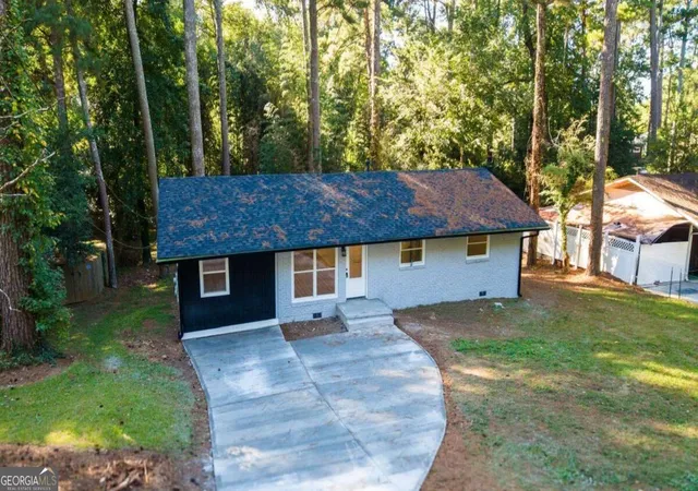 Photo 2 of Single family home for sale at 924 Brookdale Pl, Decatur, GA 30033 | MLS# 10880227 | Listing updated on 2026-10-28