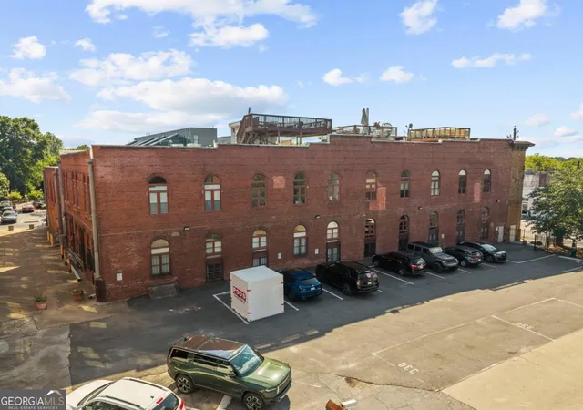 2nd image of 330 Peters St Sw, Atlanta, GA 30313