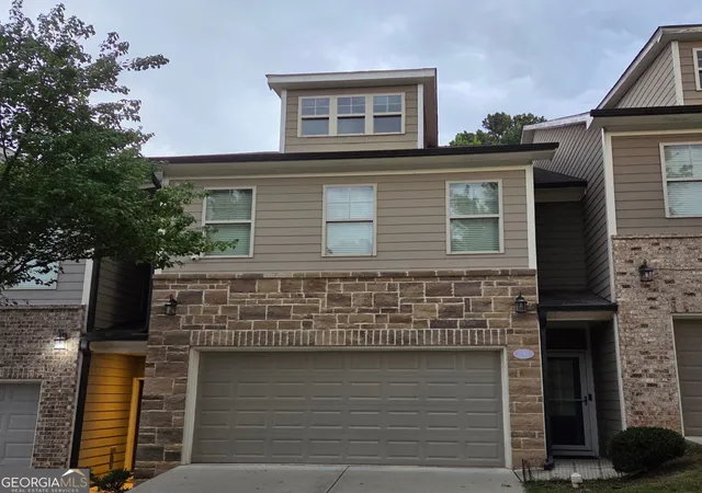 Photo 1 of Townhouse for sale at 542 Monticello Blvd Se, Atlanta, GA 30354 | MLS# 10827117 | Listing updated on 2026-09-08