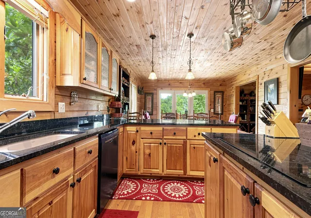 5th image of 84 Charlotte Dr, Morganton, GA 30560 | MLS# 10830093