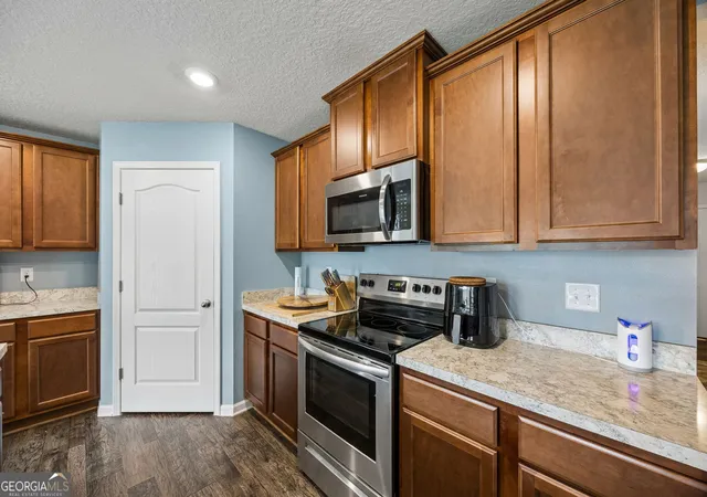 image of 302 Cedar Breeze Dr, Kingsland, GA 31548 | MLS# 10803730