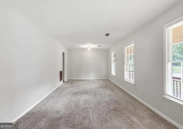 Photo 4 of Single family home for sale at 3518 Meadow Ln, Gainesville, GA 30506 | MLS# 10821793 | Listing updated on 2026-10-09