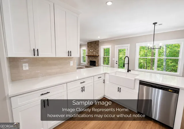 4th image of 328 Spring Field Dr, Clarkesville, GA 30523 | MLS# 10798142