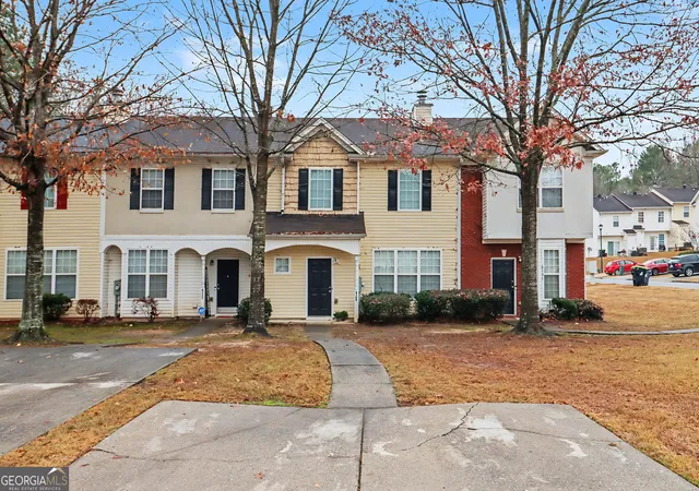 Homes for sale in Riverdale, GA | 6109 Camden Forrest Dr, Riverdale, GA 30296 | MLS# 10670311