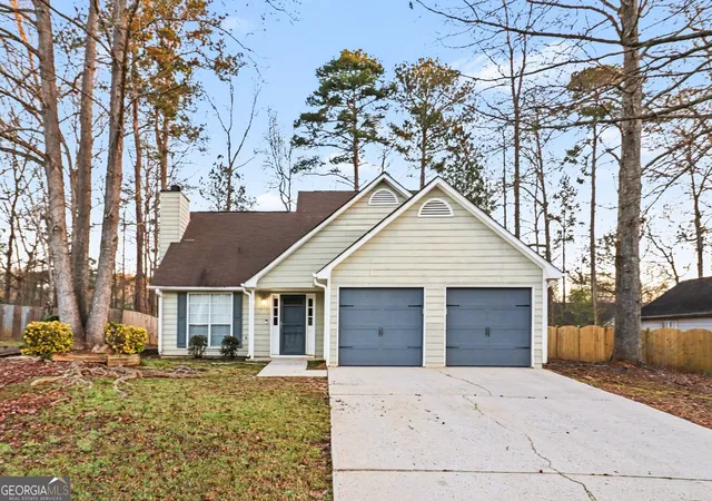 Photo 1 of Sale Pending at 725 River Mist Dr, Jonesboro, GA 30238 | MLS# 10649411 | Listing updated on 2026-09-16
