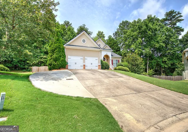 Photo 3 of Single family home for sale at 105 Arbor View Ct, Woodstock, GA 30188 | MLS# 10791019 | Listing updated on 2026-09-16