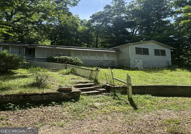 Photo 2 of Townhouse for sale at 2736 Ridgecrest Cir, Hiawassee, GA 30546 | MLS# 10790364 | Listing updated on 2026-08-13