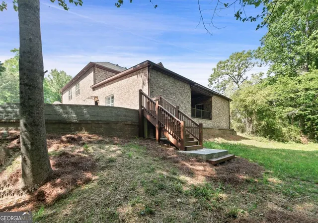 Photo 3 of Sale Pending at 1290 Cameron Crk, Marietta, GA 30062 | MLS# 10822204 | Listing updated on 2026-09-16