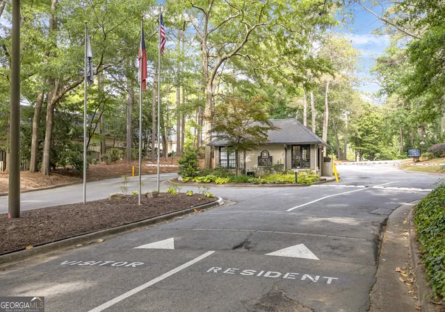 Homes for sale in Atlanta, GA | 118 Lablanc Wy Nw, Atlanta, GA 30327 | MLS# 10787237