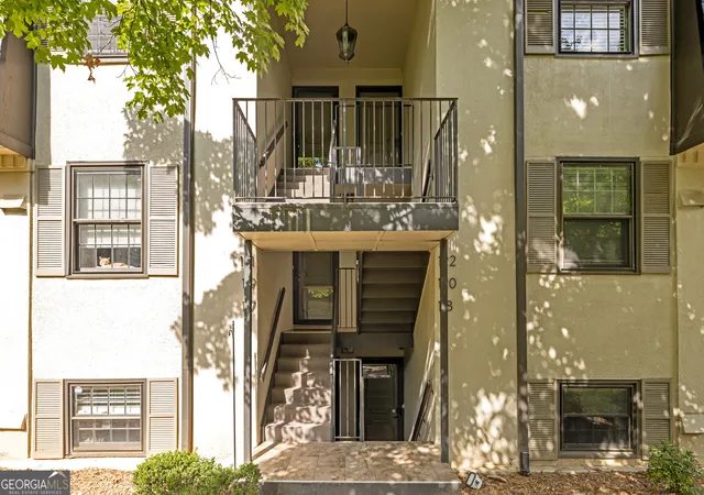 4th image of 118 Lablanc Wy Nw, Atlanta, GA 30327 | MLS# 10787237
