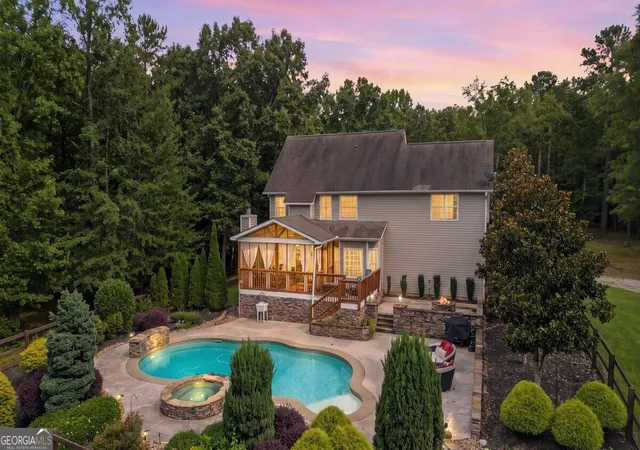 Photo 3 of Sale Pending at 559 Macedonia Rd, Covington, GA 30014 | MLS# 10824660 | Listing updated on 2026-09-12