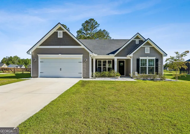Photo 2 of Single family home for sale at 204 Bowline Ln, Kingsland, GA 31548 | MLS# 10768698 | Listing updated on 2026-10-03