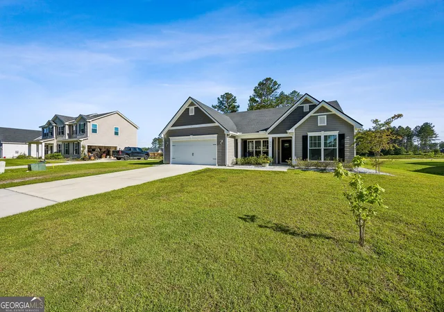 Photo 3 of Single family home for sale at 204 Bowline Ln, Kingsland, GA 31548 | MLS# 10768698 | Listing updated on 2026-10-03