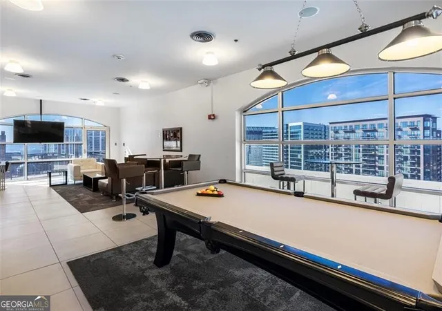 Listing Photo 2 - Condo for sale in building located at 3180 Mathieson Dr Ne, Atlanta, GA 30305 - Unit #506