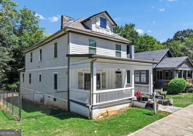 Photo 3 of Single family home for sale at 893 Mitchell St Sw, Atlanta, GA 30314 | MLS# 10833599 | Listing updated on 2026-08-31