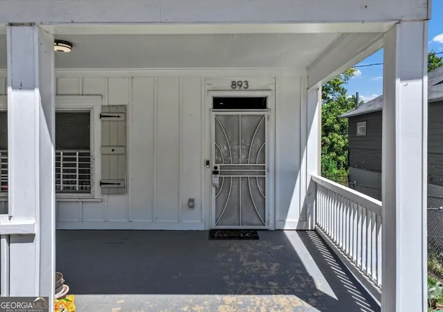 Photo 4 of Single family home for sale at 893 Mitchell St Sw, Atlanta, GA 30314 | MLS# 10833599 | Listing updated on 2026-08-31