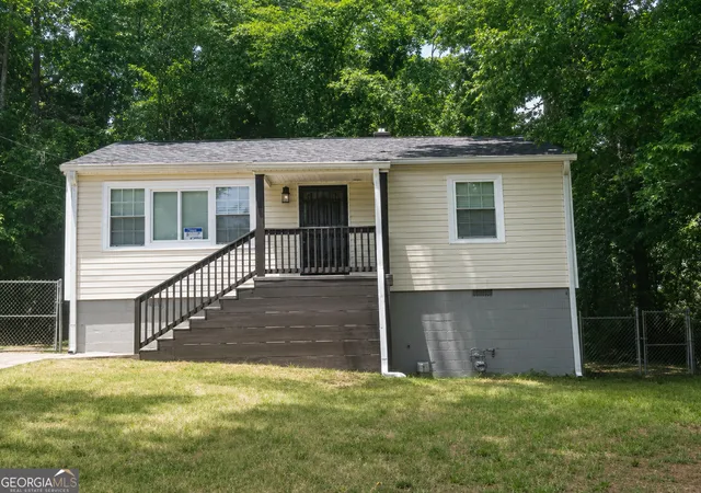 Photo 1 of Multi family home for sale at 184 Wadley St Nw, Atlanta, GA 30314 | MLS# 10793636 | Listing updated on 2026-08-26