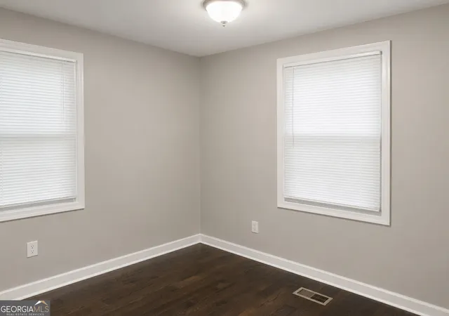 Photo 3 of Multi family home for sale at 184 Wadley St Nw, Atlanta, GA 30314 | MLS# 10793636 | Listing updated on 2026-08-26