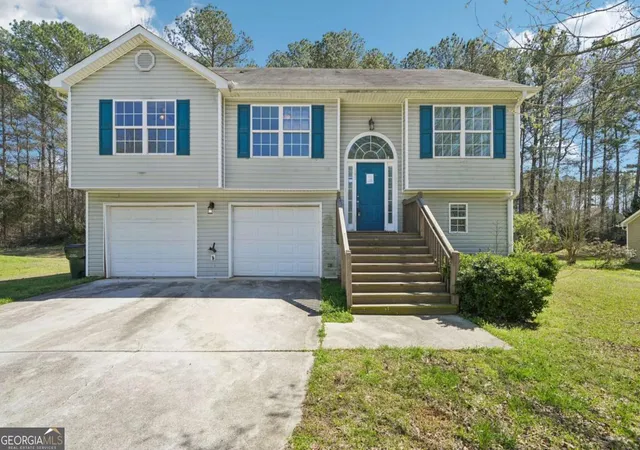 Photo 1 of Single family home for sale at 141 Longstreet Cir, Oxford, GA 30054 | MLS# 10722897 | Listing updated on 2026-08-11