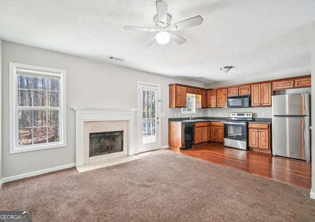 Photo 4 of Single family home for sale at 141 Longstreet Cir, Oxford, GA 30054 | MLS# 10722897 | Listing updated on 2026-08-11