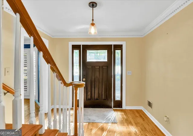 Photo 4 of Single family home for sale at 27 Planters Dr SW, Lilburn, GA 30047 | MLS# 10783969 | Listing updated on 2026-10-10