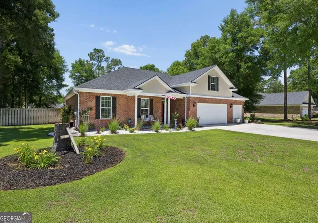 Photo 2 of Single family home for sale at 103 Mingledorff Ct, Springfield, GA 31329 | MLS# 10779585 | Listing updated on 2026-10-02