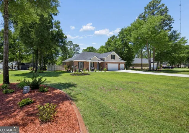 Photo 3 of Single family home for sale at 103 Mingledorff Ct, Springfield, GA 31329 | MLS# 10779585 | Listing updated on 2026-10-02