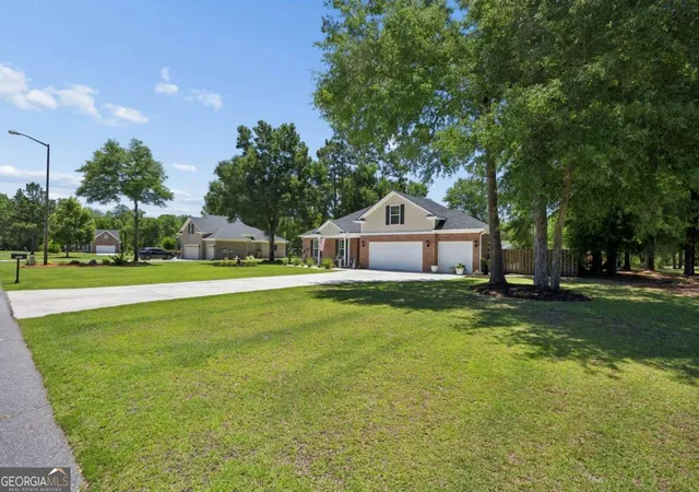 Photo 4 of Single family home for sale at 103 Mingledorff Ct, Springfield, GA 31329 | MLS# 10779585 | Listing updated on 2026-10-02