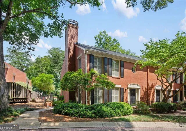 Photo 2 of Townhouse for sale at 501 Defoors Mill Cir Nw, Atlanta, GA 30318 | MLS# 10807550 | Listing updated on 2026-09-15