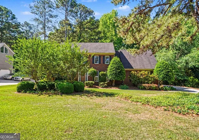 Photo 1 of Single family home for sale at 1632 Ellington Rd Se, Conyers, GA 30013 | MLS# 10766811 | Listing updated on 2026-10-06