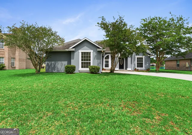 Homes for sale in Saint Marys, GA | 400 Flamingo Dr, Saint Marys, GA 31558 | MLS# 10764245
