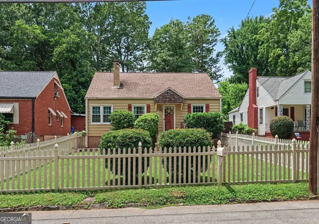 Photo 2 of Single family home for sale at 2531 Batavia St, East Point, GA 30344 | MLS# 10796735 | Listing updated on 2026-09-16