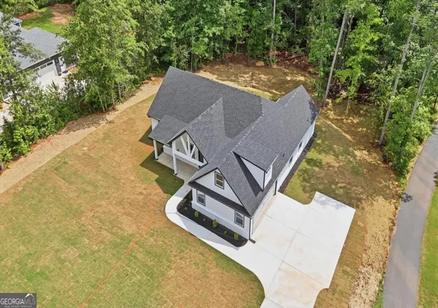 Homes for sale in Griffin, GA | 1020 Oakridge Dr, Griffin, GA 30223 | MLS# 10800393