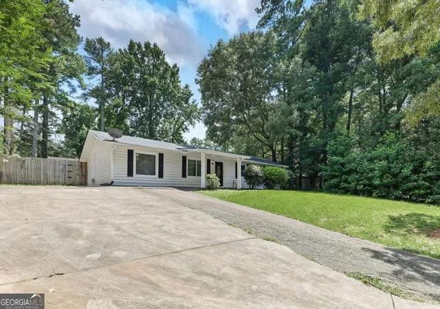 Homes for sale in Kennesaw, GA | 3733 Memorial Pkwy Nw, Kennesaw, GA 30152 | MLS# 10798223
