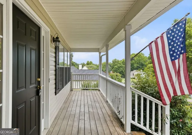 Photo 4 of Single family home for sale at 5295 Harris Crk Dr, Cumming, GA 30040 | MLS# 10805820 | Listing updated on 2026-08-20