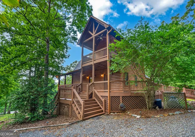4th image of 23 Dolores Dr, Mineral Bluff, GA 30559 | MLS# 10811681