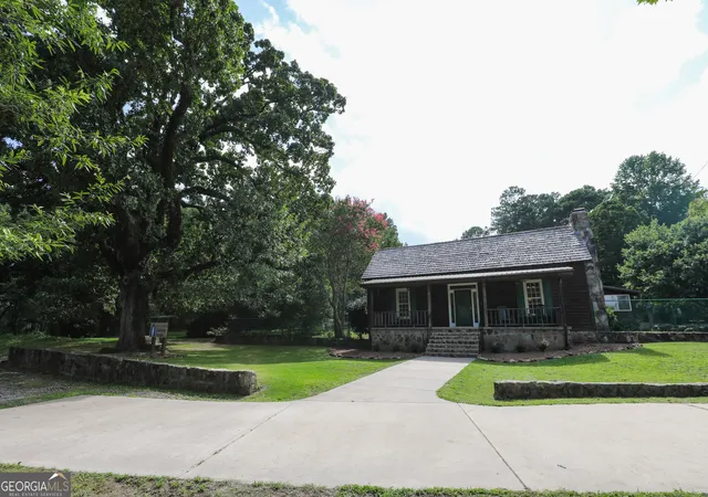 4th image of 363 Sanders Davis, Newnan, GA 30263 | MLS# 10812282