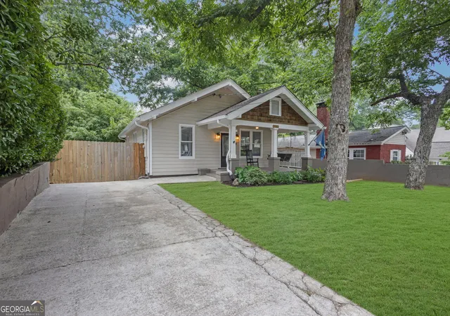 Photo 2 of Single family home for sale at 265 Haas Ave Se, Atlanta, GA 30316 | MLS# 10833172 | Listing updated on 2026-09-11