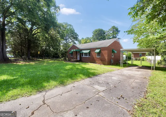 Photo 2 of Single family home for sale at 359 Keys Ferry St, Mcdonough, GA 30253 | MLS# 10822330 | Listing updated on 2026-08-23