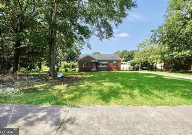 Photo 3 of Single family home for sale at 359 Keys Ferry St, Mcdonough, GA 30253 | MLS# 10822330 | Listing updated on 2026-08-23