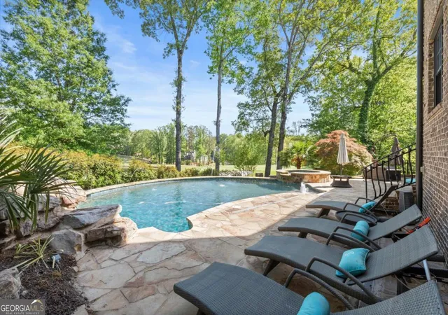 Photo 3 of Single family home for sale at 271 Pine Valley Dr Se, Marietta, GA 30067 | MLS# 10736197 | Listing updated on 2026-08-22