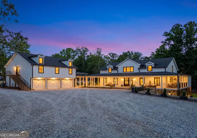 Photo 1 of Single family home for sale at 420 Thompson Creek Park Rd, Dawsonville, GA 30534 | MLS# 10835519 | Listing updated on 2026-09-11