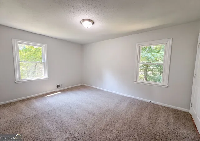 Photo 3 of Single family home for sale at 1653 E Kellogg Cir, Douglasville, GA 30134 | MLS# 10826599 | Listing updated on 2026-08-28